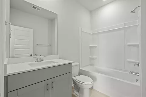 Bath - 407 Shortleaf Ln, Pendleton, SC 29670 photo 1 of 3