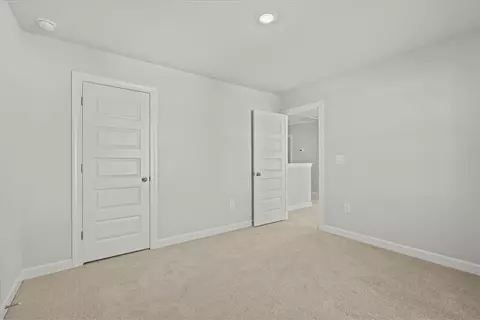 Bedroom - 407 Shortleaf Ln, Pendleton, SC 29670 photo 5 of 10