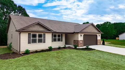 326 Pecan Dr, Liberty, SC 29657