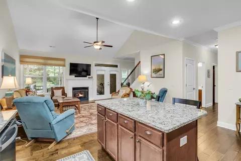 Kitchen - 79 Angus Run, Seneca, SC 29672 photo 4 of 4
