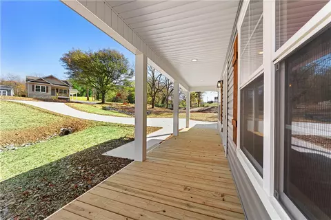 Exterior - 340 Code Cir, Seneca, SC 29678 photo 5 of 6