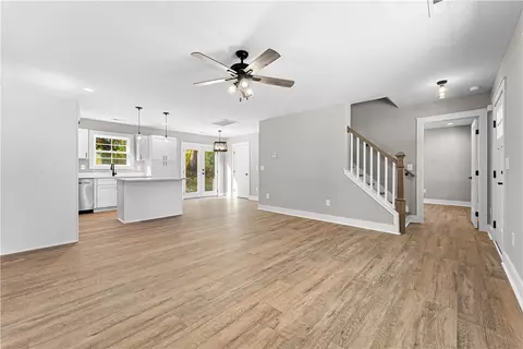 Living - 340 Code Cir, Seneca, SC 29678 photo 1 of 6