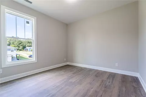 405 S Cherry St, Seneca, SC 29678 photo 20