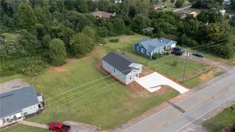 405 S Cherry St, Seneca, SC 29678 photo 34