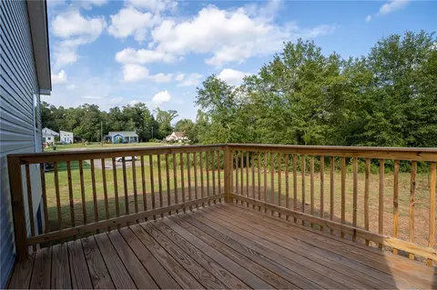 405 S Cherry St, Seneca, SC 29678 photo 15
