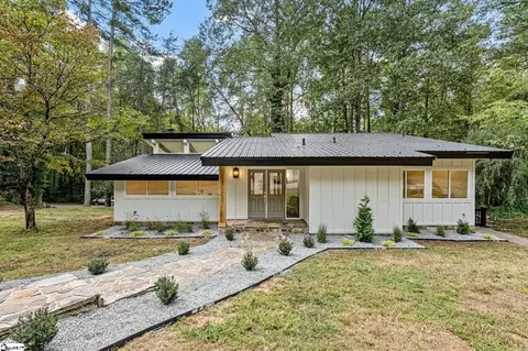 402 Asbury Cir, Easley, SC 29640