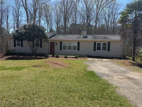 2504 Linmar Cir, Anderson, SC 29621