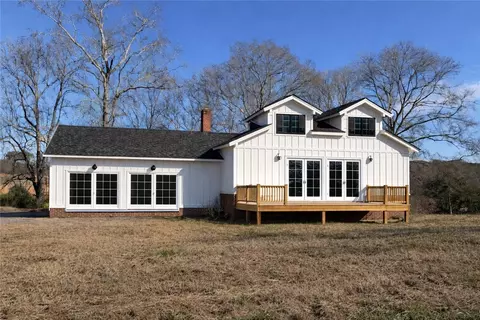 Exterior - 3128 Midway Rd, Anderson, SC 29621 photo 3 of 6