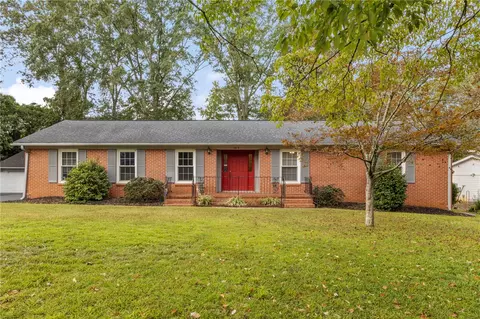 204 Payne Ln, Clemson, SC 29631