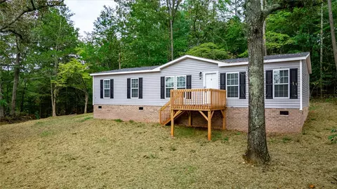 124 Cherrywood Dr, Central, SC 29630