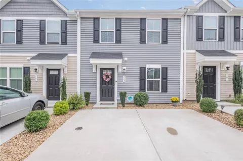 105 Nicklaus Dr, Anderson, SC 29621
