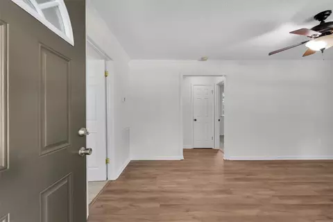 Entry Way - 108 Pineview Dr, Liberty, SC 29657 photo 1 of 2