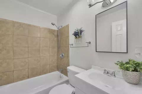 Bath - 108 Pineview Dr, Liberty, SC 29657 photo 1 of 1
