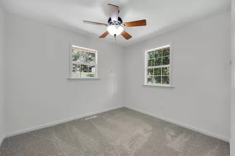 Bedroom - 108 Pineview Dr, Liberty, SC 29657 photo 3 of 4
