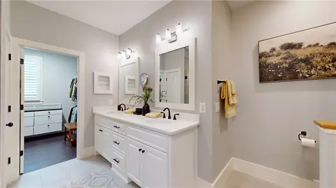 Bath - 200 Pershing Ave, Clemson, SC 29631 photo 3 of 8