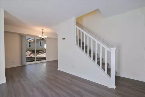 Living - 106 Franklin Dr, Central, SC 29630 photo 1 of 2