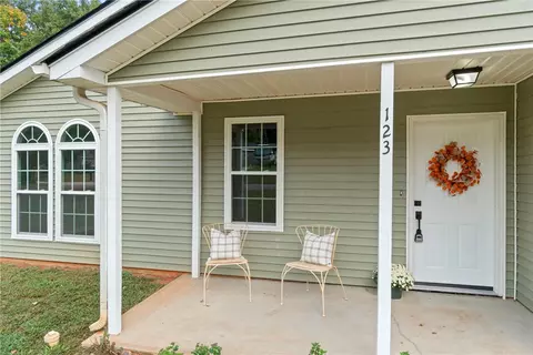 123 Spruce Ave, Greer, SC 29651 photo 5