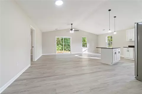 123 Spruce Ave, Greer, SC 29651 photo 8