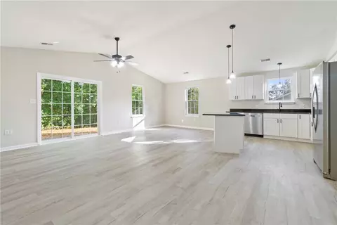 123 Spruce Ave, Greer, SC 29651 photo 9