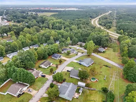 123 Spruce Ave, Greer, SC 29651 photo 46