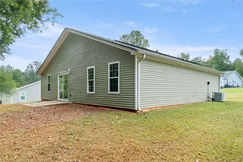123 Spruce Ave, Greer, SC 29651 photo 37