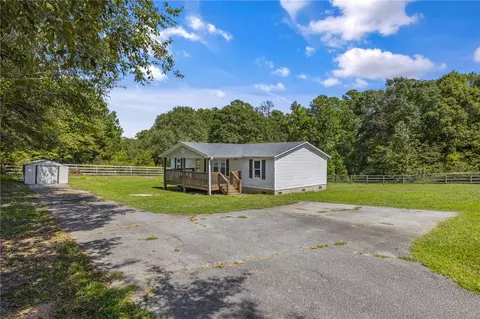 352 Riggins Rd, Pickens, SC 29671 photo 4