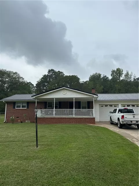 1340 Farmer Road Rd, Starr, SC 29684