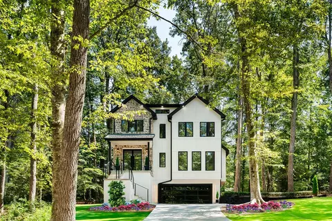 281 Loch Lomond Dr, Pickens, SC 29671
