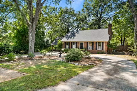 Exterior - 707 Windsor Dr, Anderson, SC 29621 photo 3 of 12