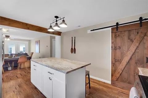 460 W Queen St, Pendleton, SC 29670 photo 12
