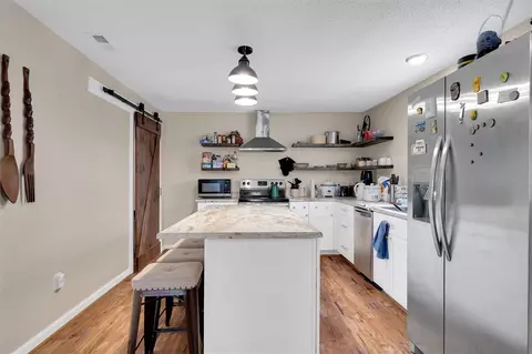 460 W Queen St, Pendleton, SC 29670 photo 11