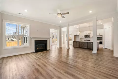 Living - 118 Rickys Path, Easley, SC 29642 photo 1 of 3