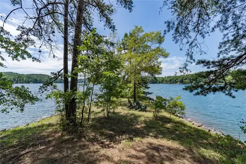 121 Mountain Mint Way, Sunset, SC 29685 photo 11