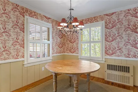 Dining - 200 Augusta St, Easley, SC 29640 photo 2 of 4