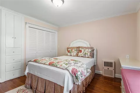Bedroom - 200 Augusta St, Easley, SC 29640 photo 3 of 4