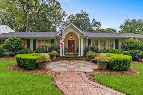 Exterior - 200 Augusta St, Easley, SC 29640 photo 2 of 13