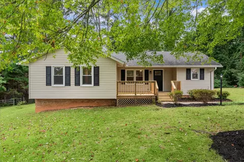 318 Sharon Ln, Easley, SC 29640