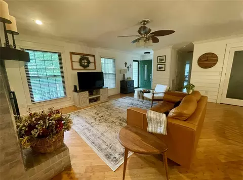 1872 Sequoya Way, Seneca, SC 29672 photo 4
