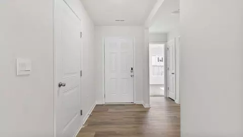 Entry Way - 409 Caprock Ct, Seneca, SC 29678 photo 2 of 5