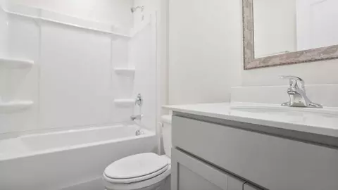 Bath - 409 Caprock Ct, Seneca, SC 29678 photo 1 of 3