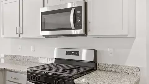 Kitchen - 409 Caprock Ct, Seneca, SC 29678 photo 3 of 4