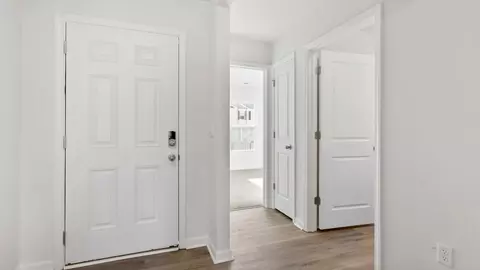 Entry Way - 409 Caprock Ct, Seneca, SC 29678 photo 3 of 5