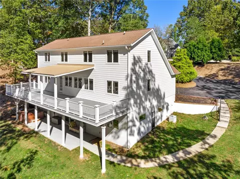 211 Wynmere Way, Seneca, SC 29672
