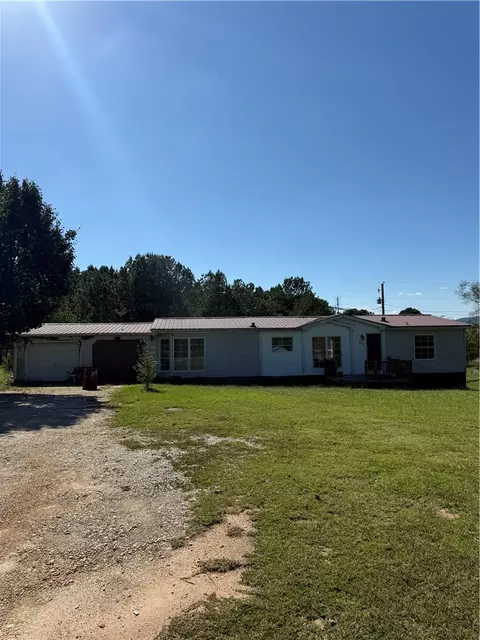 430 Rock Crusher Rd, Walhalla, SC 29691