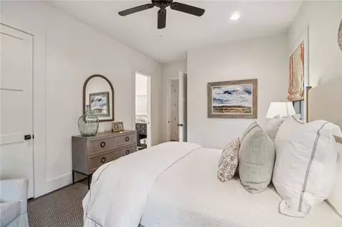 Bedroom - 366 Peninsula Rdg, Sunset, SC 29685 photo 2 of 8
