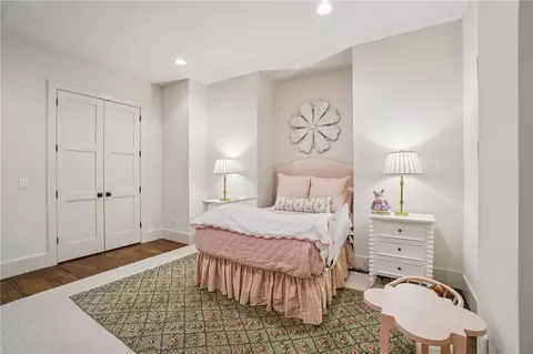 Bedroom - 366 Peninsula Rdg, Sunset, SC 29685 photo 8 of 8