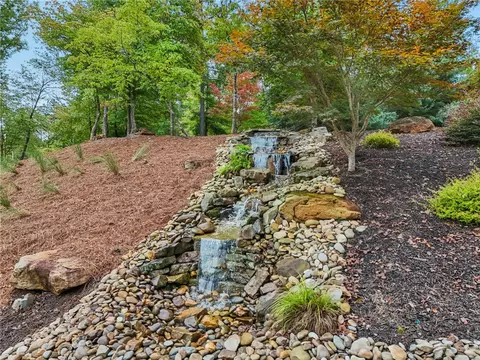 Exterior - 366 Peninsula Rdg, Sunset, SC 29685 photo 7 of 12