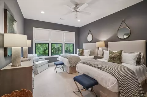 Bedroom - 366 Peninsula Rdg, Sunset, SC 29685 photo 5 of 8