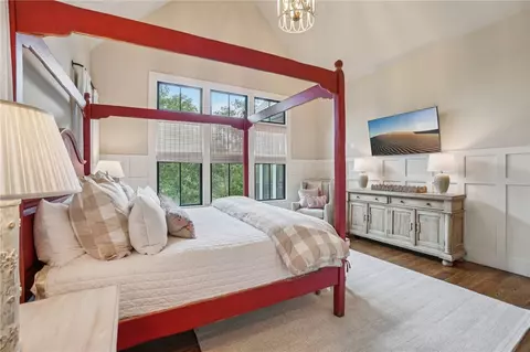 Bedroom - 366 Peninsula Rdg, Sunset, SC 29685 photo 4 of 8