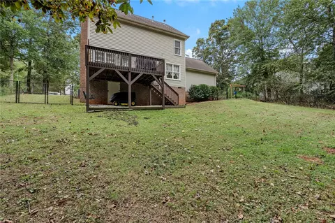 Exterior - 344 Camperdown Ct, Easley, SC 29642 photo 8 of 10
